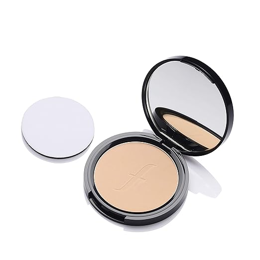 Faces Canada Weightless Stay Matte Compact Vitamin E & Shea Butter, Spf-20 Ivory 01, 9 g And Faces Canada Weightless Matte Finish Foundation, Mini - Ivory, 18 ml