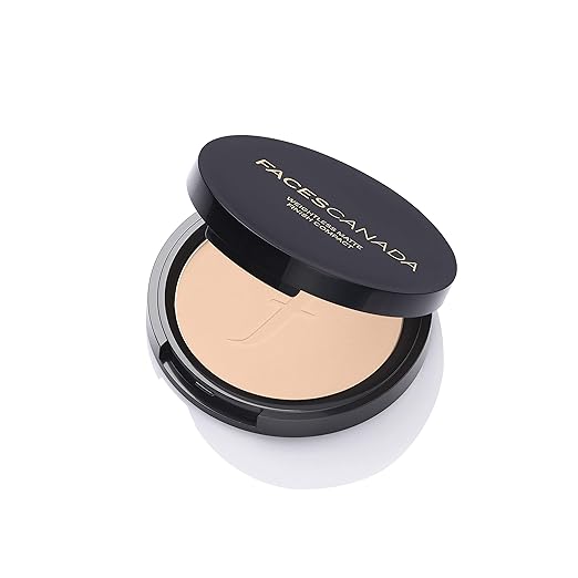 FACES CANADA Weightless Matte Finish Compact Powder - Ivory, 9 g | Non Oily Matte Look | Evens Out Complexion | Hides Imperfections | Blends Effortlessly | Pressed Powder For All Skin Types